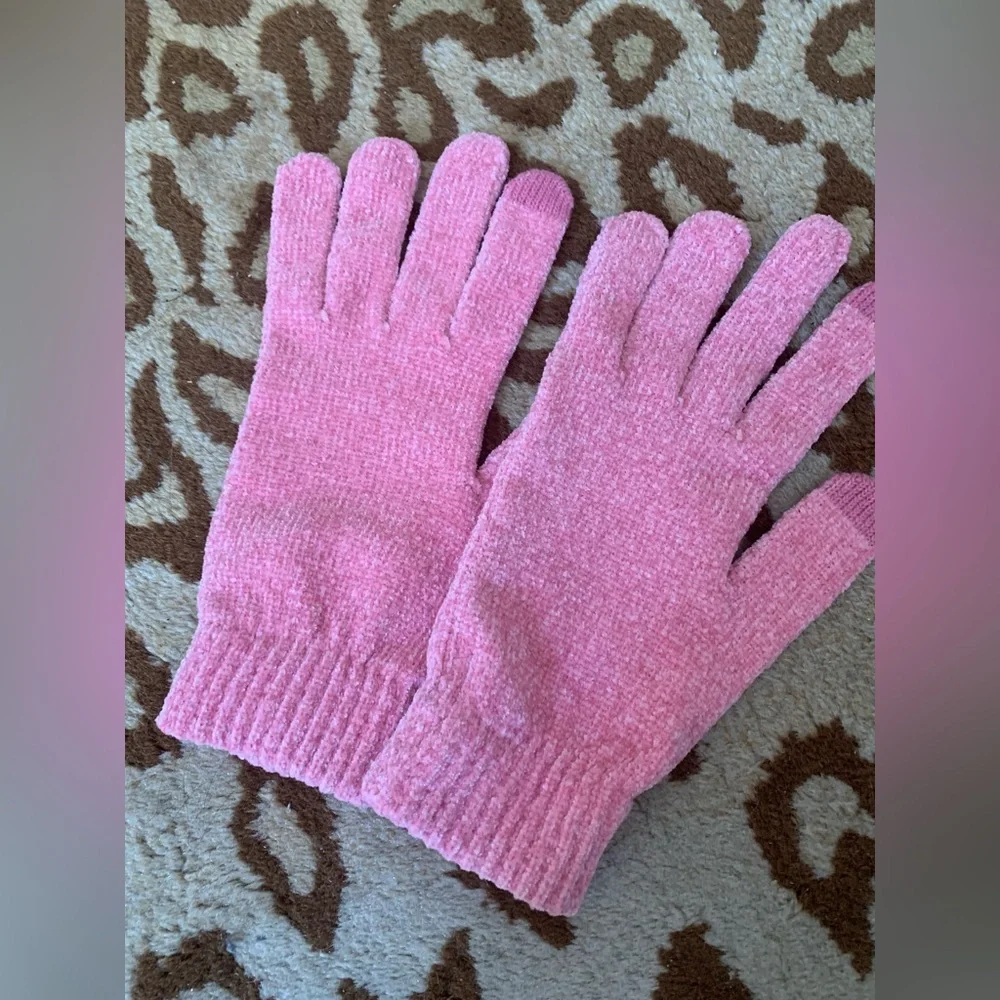Anne Klein Pink Knit Gloves NWOT!